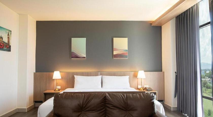 B2 Mae Sot Boutique & Budget Hotel Esterno foto